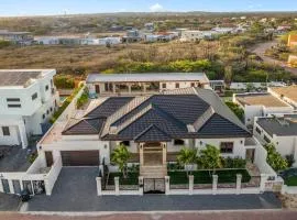 Bocobay Sol Palmera Villa