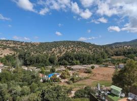 Casa Rural Juanita, hotel u gradu El Boske