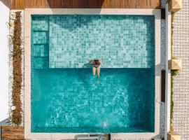 Pousada Raroguis - Praia de Guaratiba, hotel em Prado