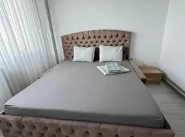 Navodari Robert apartament
