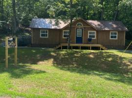 Carlton Cabin at Lake of Egypt 500 Sq Ft, cottage a Goreville