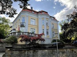 4 Zimmer Design Atelier Wohnung, Hotel in Goslar