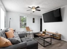 2 Bedroom Ft Moore Retreat