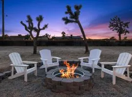 Modern Desert Escape - Fire Pit, BBQ and Design! home