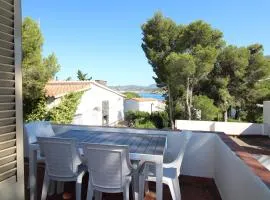 Casa con Jardín a 100m de la Playa de la Farella, Wifi y Garaje Privado - ES-228-175