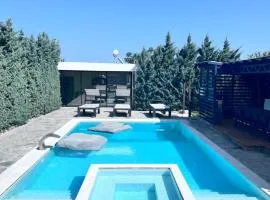 Private Pool House by Olivujoj - Your slice of paradise for six