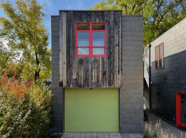 Stunning Modern Apartment, One Of A Kind!, hotel v destinaci Bozeman