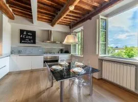 Charming Apartment in Lucca's Historic Center