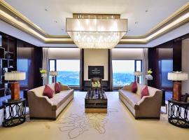Crowne Plaza Chengdu Panda Garden by IHG-Near Panda Base, golf hotel in Chengdu