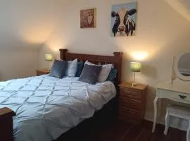 Victoria's Countryside Apartment