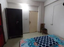 Lovely 2-bedroom condo with patio