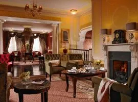 Buswells Hotel