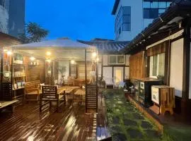 Eoulim House