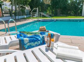 Embrujo Andaluz Complejo Rural &Oacute;rgiva，奧爾希瓦的寵物友善飯店