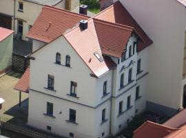 Pension Schwalbe, hotel with parking in Zwenkau