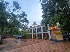 HOTEL MOON LITE RESIDENCY - Marve Road Malad West