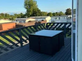 ty newydd leisure park