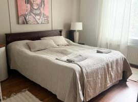 Kaksio paritalossa, hotel a Mikkeli