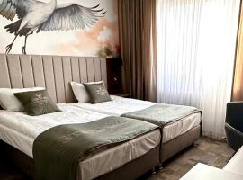 Resort Strzelnica – hotel w mieście Kochcice
