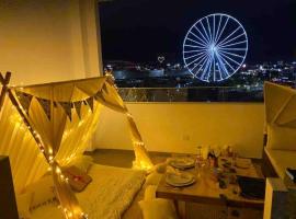 Penthouse by Estrella de Puebla in Angelopolis, hotel v destinaci El Gallinero