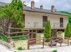 Italian Experience-Casa TraMonti, hotel di Pintura di Bolognola