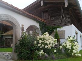 V&ouml;ltl-Hof, hotel com estacionamento em B&uuml;chlberg