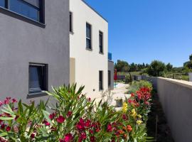 Villa Azra & Tony, hótel í Ližnjan