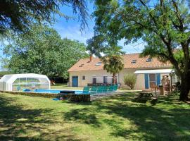 Le Bois de Luché, hotell i Rom