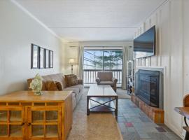 3-Bedroom Condo Ski-In, Shuttle, and Cozy Fireplace Whiffletree I3, Hotel in Killington