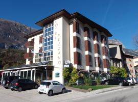 Hotel Vezzano: Vezzano şehrinde bir otel