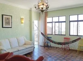 Apto 2Q Grande e Espaçoso