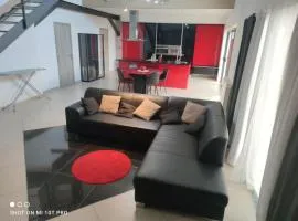 8 chambres privées dans une villa de partagée de 350m2