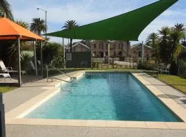 Wine Village Motor Inn