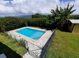 Fare Hibiscus, hotel v destinaci Tohautu