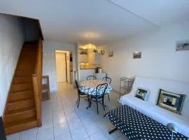 Appartement Duplex Calme, Proche Plage et Centre à Fouras - FR-1-709-78