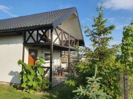 Białe Domki Będzinko tylko 1800m od Morza Sauna Gorąca Balia, Hotel in Będzino