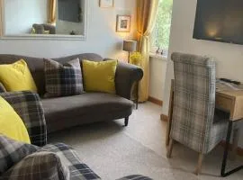 Free Parking, Near Airport, Aberdeen Uni and ARI