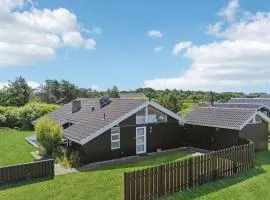 Beautiful Home In Hjørring With Wifi