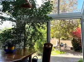 Große Wohnung mit Billardtisch