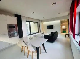Down Town Penthouse with Private Parking