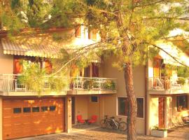 Residence Le Palme appartamenti, apart-hotel em Malcesine