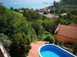 Seaview apartment complex Karia12
