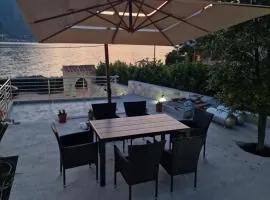 Waterfront Apartment Petrovina