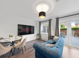 THE BRIDGE - A Stylish 2 Bedroom House in Dartford - London Zone 8
