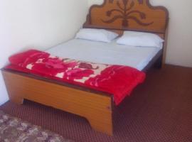 Phander Green Hotel And Restaurant, hotel v destinaci Serbal