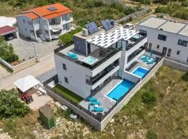 Gorgeous Home In Srima