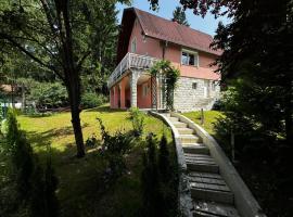 Villa Aida Sarajevo, Hotel in Hadžići