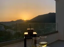 LefkoParga Luxury Suites