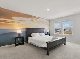 Peaceful Mountain Hideout Luray Charm, vacation home in Luray