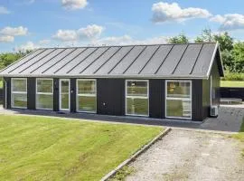 6 person holiday home in Løkken